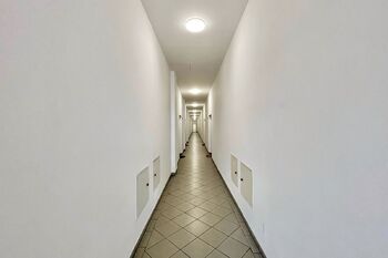 chodba - Prodej bytu 2+kk v osobním vlastnictví 49 m², Praha 9 - Libeň