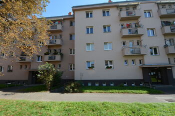 Prodej bytu 2+1 v osobním vlastnictví 59 m², Hradec Králové