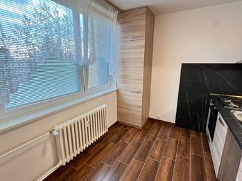 Kuchyně - Pronájem bytu 1+1 v osobním vlastnictví 37 m², Rousínov