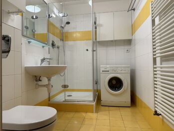 Pronájem bytu 2+kk v osobním vlastnictví 61 m², Praha 4 - Podolí