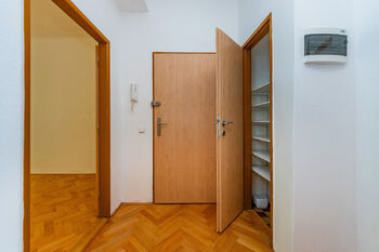 Pronájem bytu 2+1 v osobním vlastnictví 63 m², Praha 6 - Střešovice