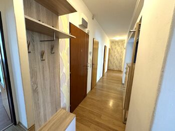 předsíň - Pronájem bytu 3+kk v osobním vlastnictví 72 m², Plzeň