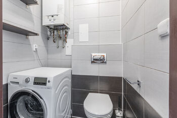 Pronájem bytu 2+kk v osobním vlastnictví 38 m², Praha 7 - Holešovice