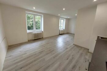 Pronájem bytu 1+kk v osobním vlastnictví 28 m², Kladno