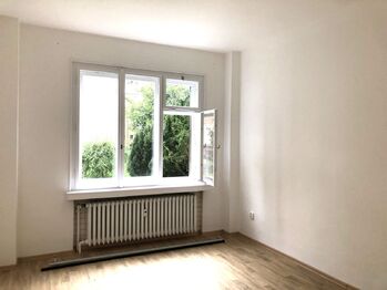 Pronájem bytu 2+kk v osobním vlastnictví 60 m², Praha 8 - Karlín