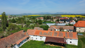 Prodej zemědělského objektu 2500 m², Počedělice