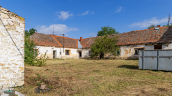 Prodej zemědělského objektu 2500 m², Počedělice