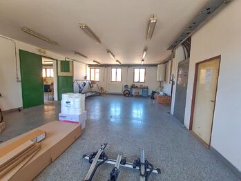 Hala B - Pronájem obchodních prostor 6303 m², Vráto