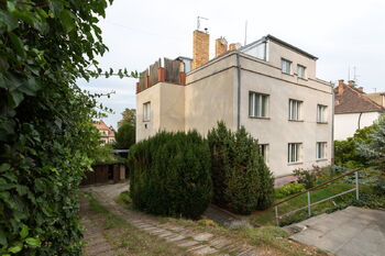 Pronájem bytu 2+kk v osobním vlastnictví 65 m², Praha 6 - Střešovice