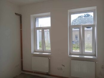 Prostor kanceláří. - Pronájem malého objektu 1288 m², Hluboká nad Vltavou