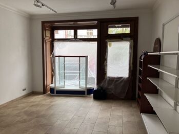 Prodej obchodních prostor 92 m², Karlovy Vary