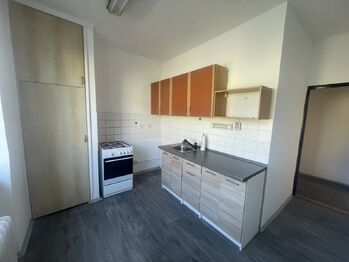 Pronájem bytu 2+1 v osobním vlastnictví 53 m², Sokolov