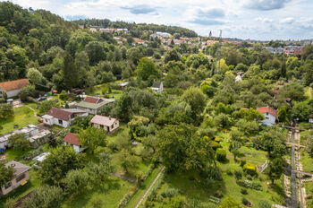 Prodej pozemku 447 m², Praha 6 - Veleslavín