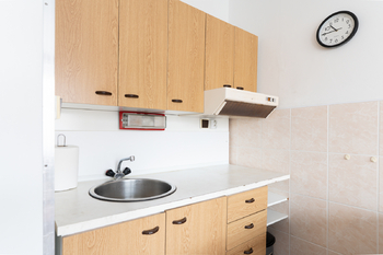 Pronájem bytu 2+kk v družstevním vlastnictví 45 m², Praha 9 - Černý Most