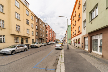 Prodej obchodních prostor 45 m², Praha 9 - Vysočany