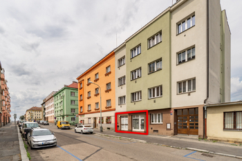 Prodej obchodních prostor 45 m², Praha 9 - Vysočany
