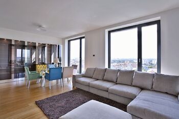 obývací pokoj - Pronájem bytu 4+kk v osobním vlastnictví 129 m², Praha 4 - Nusle