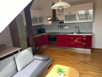 Pronájem bytu 2+kk v osobním vlastnictví 55 m², Praha 7 - Holešovice