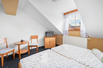 Prodej hotelu 702 m², Světlá pod Ještědem