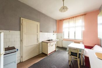 Prvorepubliková vila, Křenovice - Prodej domu 319 m², Křenovice