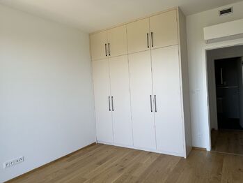 Pronájem bytu 3+kk v osobním vlastnictví 88 m², Praha 8 - Karlín