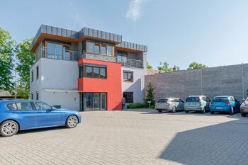 Pronájem kancelářských prostor 162 m², Hradec Králové