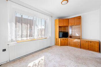 Prodej domu 225 m², Újezd