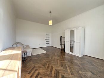 Pronájem bytu 3+kk v osobním vlastnictví 81 m², Praha 5 - Smíchov