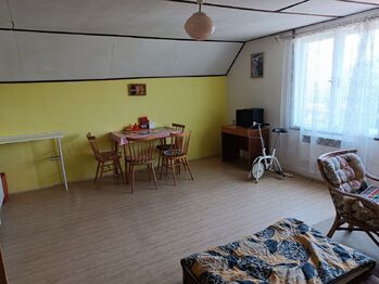 Prodej vinného sklepa 113 m², Hýsly