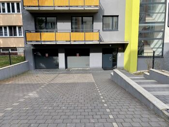 Nový zděný dům s výtahem - Prodej bytu 2+kk v osobním vlastnictví 59 m², Říčany