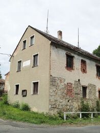 Prodej historického objektu 189 m², Bochov