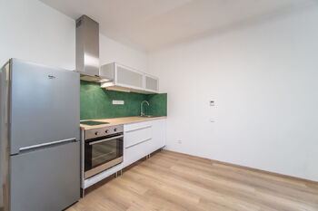 Pronájem bytu 1+kk v osobním vlastnictví 26 m², Praha 6 - Bubeneč