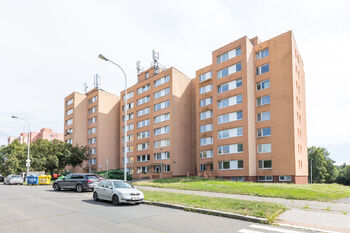 Pronájem bytu 4+1 v osobním vlastnictví 76 m², Praha 8 - Troja