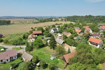 nemovitost a okolí - Prodej domu 58 m², Kněžmost