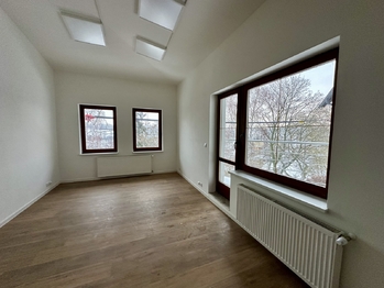 Pronájem kancelářských prostor 163 m², Třebíč
