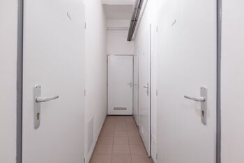 Sklep - Prodej bytu 2+kk v osobním vlastnictví 55 m², Praha 3 - Žižkov