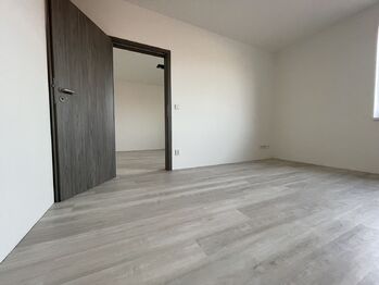 Pronájem bytu 3+kk v osobním vlastnictví 70 m², Kladno