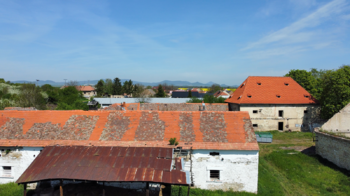 Prodej zemědělského objektu 2500 m², Počedělice