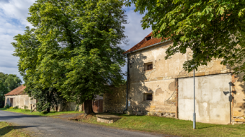 Prodej zemědělského objektu 2500 m², Počedělice