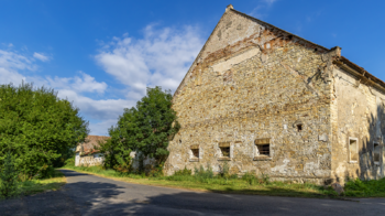 Prodej zemědělského objektu 2500 m², Počedělice