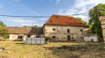 Prodej zemědělského objektu 2500 m², Počedělice