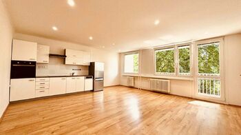 Pronájem bytu 2+kk v družstevním vlastnictví 56 m², Praha 5 - Smíchov