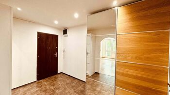 Pronájem bytu 2+kk v družstevním vlastnictví 56 m², Praha 5 - Smíchov