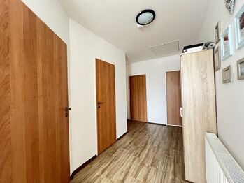 Prodej domu 99 m², Bělá pod Bezdězem