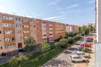 Pronájem bytu 2+kk v družstevním vlastnictví 52 m², Praha 4 - Krč