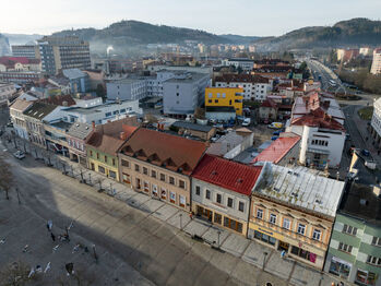 Pronájem obchodních prostor 216 m², Vsetín