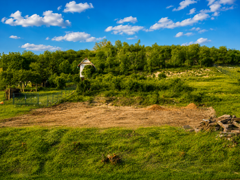 Prodej pozemku 1850 m², Žalhostice