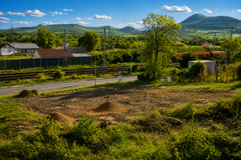 Prodej pozemku 1850 m², Žalhostice