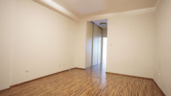 Prodej bytu 2+kk v osobním vlastnictví 55 m², Praha 4 - Podolí