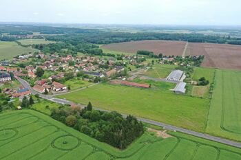 Prodej pozemku 5670 m², Stojice